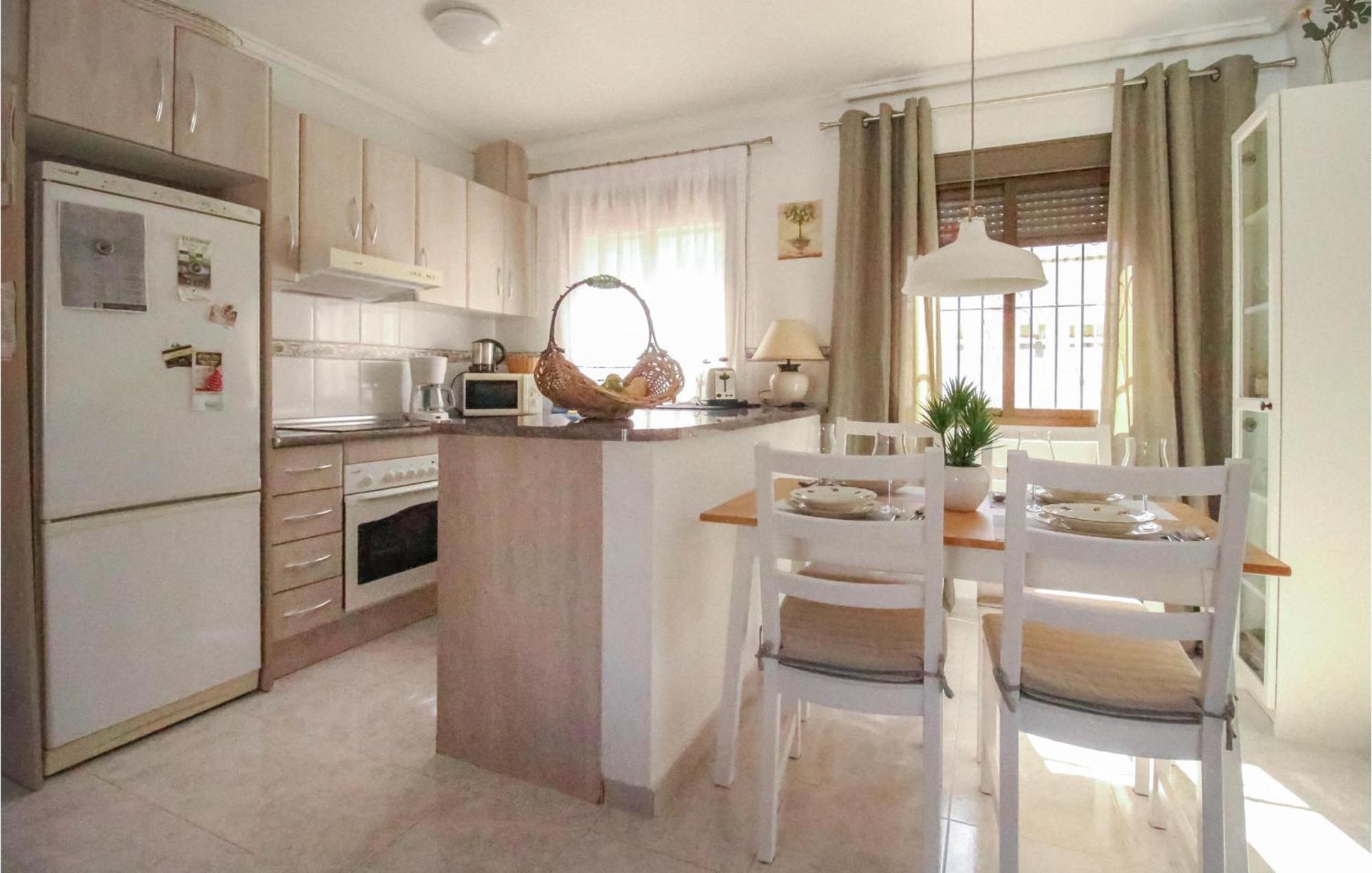 Amazing Apartment In Rojales With Kitchenette Екстер'єр фото